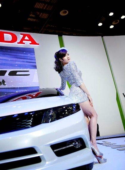 Rạng ngời kiều nữ Seoul Motor Show (2) - 13