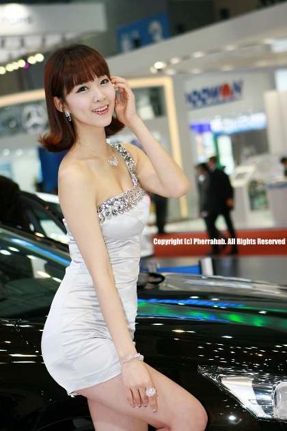 Rạng ngời kiều nữ Seoul Motor Show (2) - 19