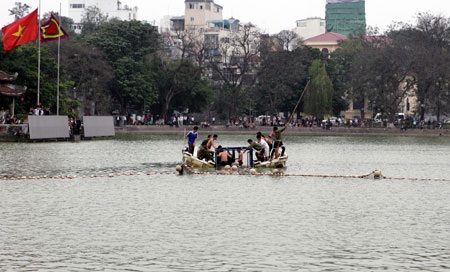 Cụ Rùa đã được an toàn trong bể chữa bệnh - 14