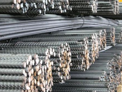 Thép, xi măng “nhấp nhổm” tăng giá  - 1