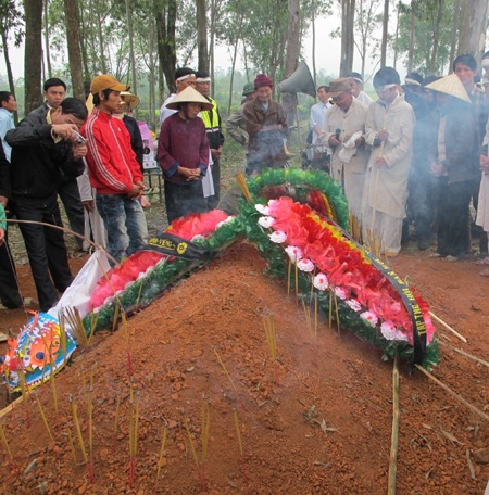 Bàng hoàng lời kể nạn nhân thoát chết trong vụ sập mỏ đá Lèn Cờ - 6