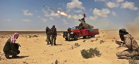 Mỹ kéo dài không kích Libya tới hết ngày 4/4 - 1