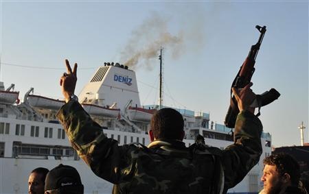 Gadhafi sẵn sàng đàm phán cải cách chính trị với phương Tây - 2