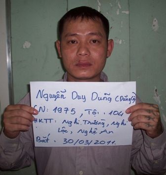 Những trò lộng hành của băng giang hồ chuyên đâm thuê chém mướn - 1