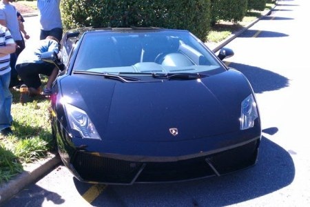 Cua hỏng, siêu xe Gallardo gãy cầu sau - 2