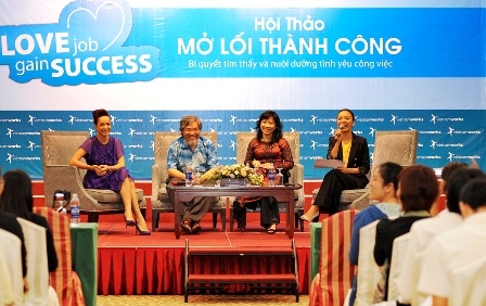 Siêu mẫu Thúy Hạnh ví việc quản lý người đẹp như trái sầu riêng - 2 Siêu mẫu Thúy Hạnh ví việc quản lý người đẹp như trái sầu riêng - 2
