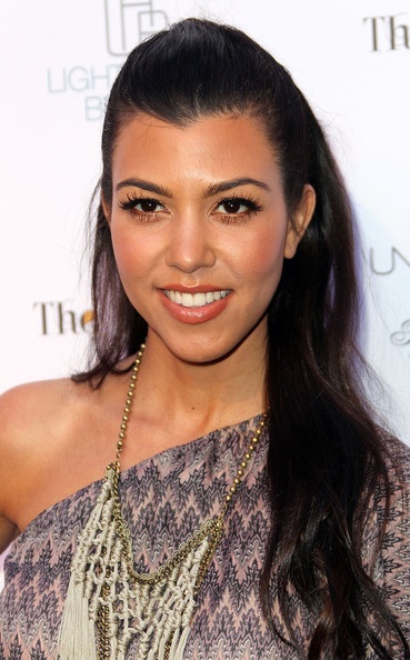 Gia đình cô Kim siêu vòng ba “tụ hội” - 24