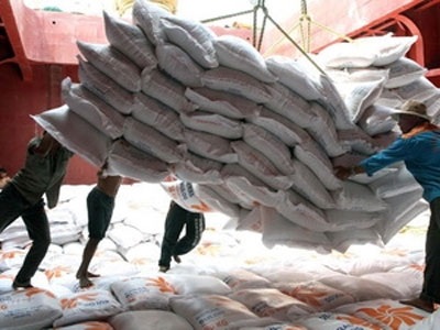 "Việt Nam sẽ đạt tăng trưởng 7,2% giai đoạn 2011-2015" - 1