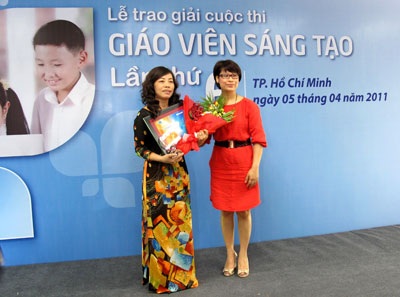 10 giáo viên nhận giải “Giáo viên sáng tạo” - 1 10 giáo viên nhận giải “Giáo viên sáng tạo” - 1