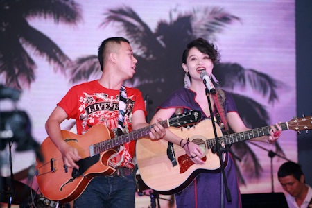 Tùng Dương đoạt "cú đúp" giải Cống hiến - 16 Tùng Dương đoạt "cú đúp" giải Cống hiến - 16