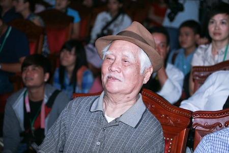 Tùng Dương đoạt "cú đúp" giải Cống hiến - 12 Tùng Dương đoạt "cú đúp" giải Cống hiến - 12