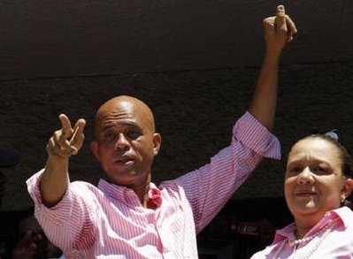 Ngôi sao nhạc Pop đắc cử tổng thống Haiti  - 1