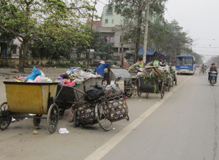 Thành phố Vinh lại ngập trong rác thải - 5 Thành phố Vinh lại ngập trong rác thải - 5