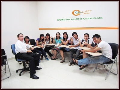 Trốn Kẹt Xe! Tại Sao Không??? - 1