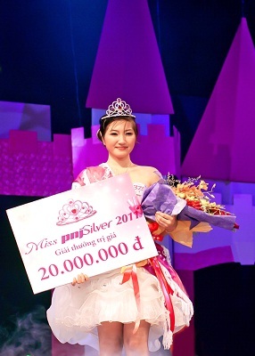 Miss PNJSilver Thanh Vân: Phía sau khó khăn là cơ hội. - 1 Miss PNJSilver Thanh Vân: Phía sau khó khăn là cơ hội. - 1