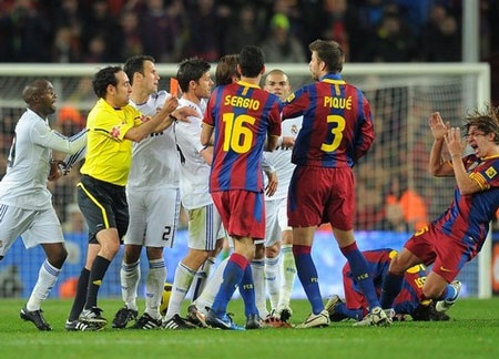 Khi bóng đá Tây Ban Nha lên ngôi - 3