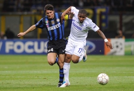 Schalke đánh gục Inter: Đây tinh thần Đức! - 2