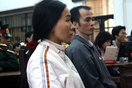 Vụ cô giáo thiêu sống cả nhà anh chồng: Chuyện ngoài hồ sơ - 1 Vụ cô giáo thiêu sống cả nhà anh chồng: Chuyện ngoài hồ sơ - 1