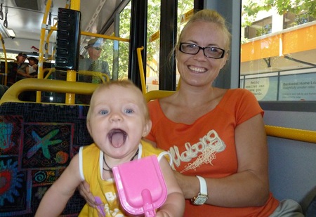 Cặp đôi nghỉ trăng mật sống sót sau 6 thảm họa thiên nhiên - 1 Cặp đôi nghỉ trăng mật sống sót sau 6 thảm họa thiên nhiên - 1