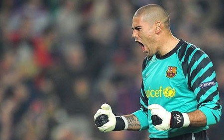 Nhìn lại hai trận tứ kết lượt đi Champions League đêm qua - 12