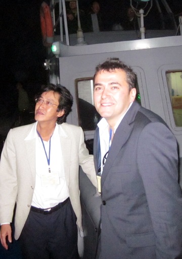 Tàu đưa hơn 1.000 lao động về nước được thuê với giá 2 triệu Euro - 2