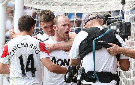 Những khoảnh khắc ấn tượng vòng 31 Premier League  - 4