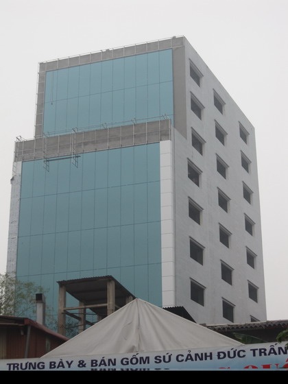 Đình chỉ xây dựng công trình 28 Đê La Thành - 1 Đình chỉ xây dựng công trình 28 Đê La Thành - 1