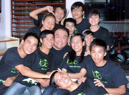 “Ngôi nhà” của chàng trai “Lãnh đạo trẻ toàn cầu” - 2 “Ngôi nhà” của chàng trai “Lãnh đạo trẻ toàn cầu” - 2