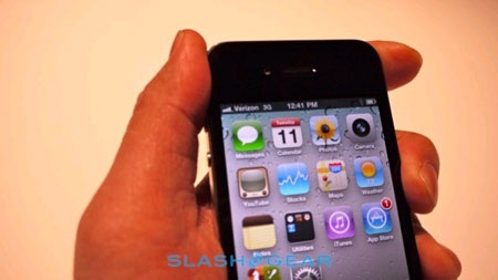 “Bẻ khóa” iPhone - Nghề hốt bạc - 1 “Bẻ khóa” iPhone - Nghề hốt bạc - 1