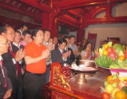 Xúc động kiều bào về đất Tổ dâng hương - 4