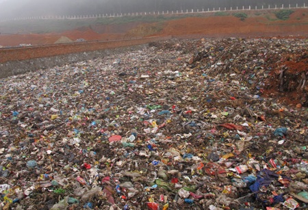 Xả trộm nước thải ra môi trường - 9