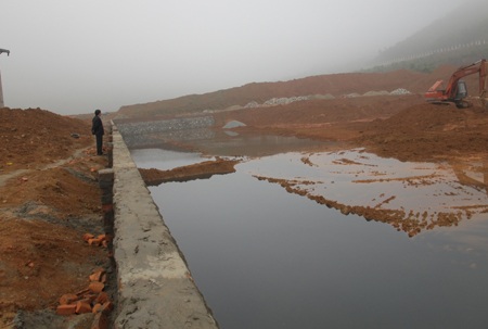 Xả trộm nước thải ra môi trường - 3