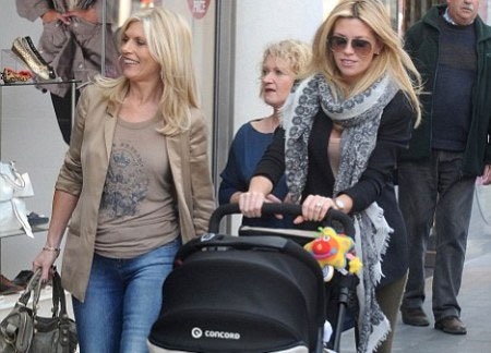 Peter Crouch và Abbey Clancy ấn định ngày cưới - 2 Peter Crouch và Abbey Clancy ấn định ngày cưới - 2