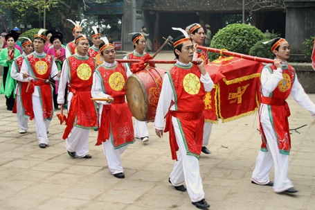 Thành kính dâng hương tưởng niệm các Vua Hùng - 6 Thành kính dâng hương tưởng niệm các Vua Hùng - 6