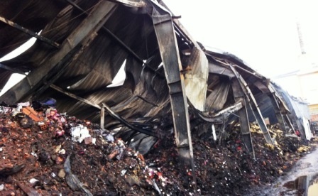 Cháy lớn, 2.000m2 xưởng sản xuất giấy vàng mã thành tro - 2