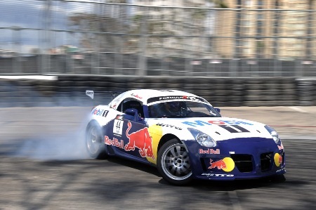 Những hình ảnh đẹp từ giải Formula Drift 2011 - 17
