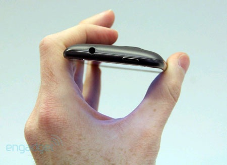 HTC trình diễn “siêu phẩm” smartphone lõi kép mới - 10