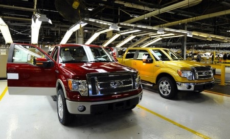 Ford lo doanh thu giảm do động đất ở Nhật - 1 Ford lo doanh thu giảm do động đất ở Nhật - 1