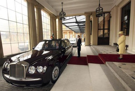 Bên trong Cung điện của Nữ hoàng Anh - 8