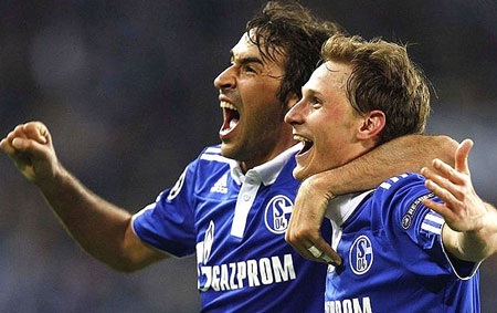 Nhìn lại hai trận tứ kết lượt về Champions League đêm qua - 11