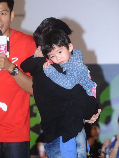 Trương Bá Chi mang bầu lần ba - 3 Trương Bá Chi mang bầu lần ba - 3