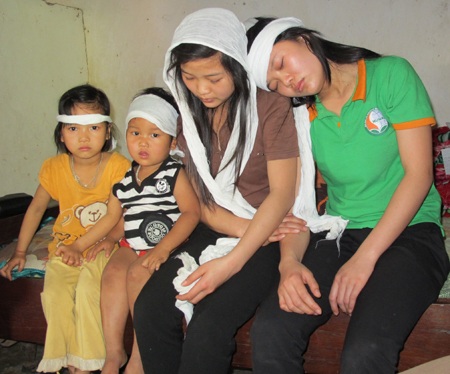 Ngày ly biệt nơi xóm nhỏ  - 4