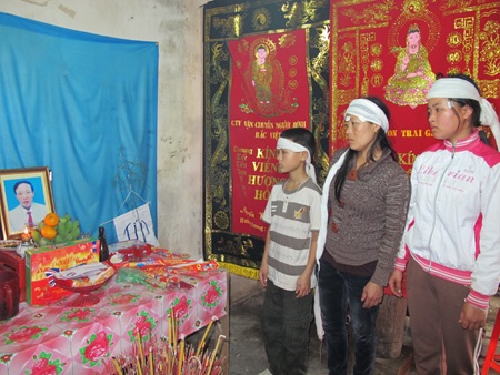 Ngày ly biệt nơi xóm nhỏ  - 7