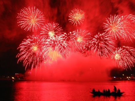 “Hé lộ” kịch bản các màn trình diễn pháo hoa tại DIFC 2011 - 5