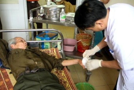 Cụ ông bị chém trọng thương trên đường đi lĩnh lương hưu - 1