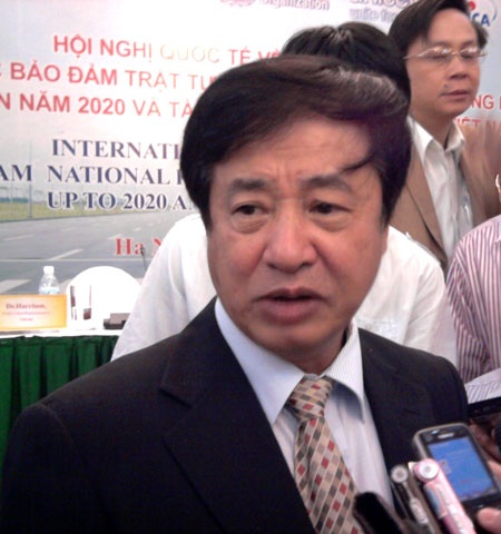 “Nên chọn tuyến bức xúc để thí điểm xe lưu thông ngày chẵn, lẻ” - 1 “Nên chọn tuyến bức xúc để thí điểm xe lưu thông ngày chẵn, lẻ” - 1