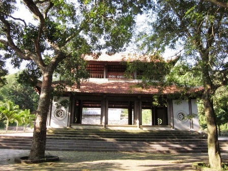 Thăm ngôi chùa cổ hơn 900 năm tuổi - 3 Thăm ngôi chùa cổ hơn 900 năm tuổi - 3