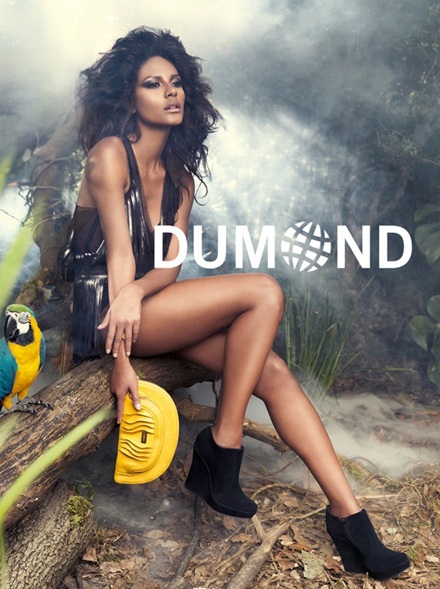 Emanuela de Paula khoe da nâu cá tính - 1