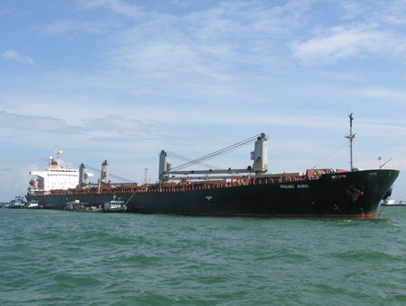 Vinalines phải nộp 800.000 USD để chuộc tàu ở Trung Quốc - 1 Vinalines phải nộp 800.000 USD để chuộc tàu ở Trung Quốc - 1