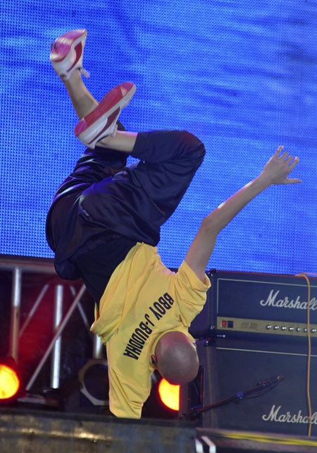 Giới trẻ đắm say cùng “Rock bay” - 6